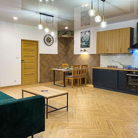 Apartamenty Lux Slowackiego, Przemysl Bagian luar foto